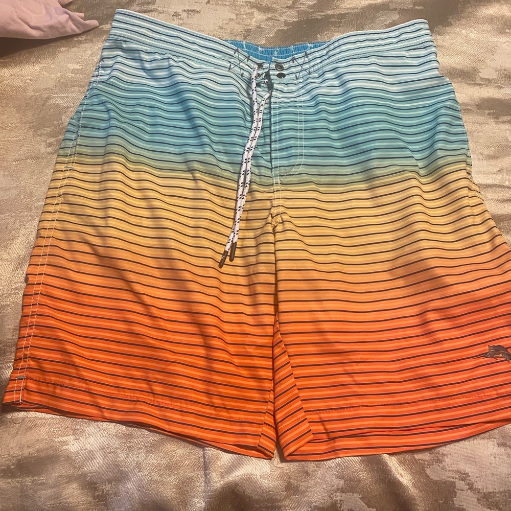 Tommy Bahama size large